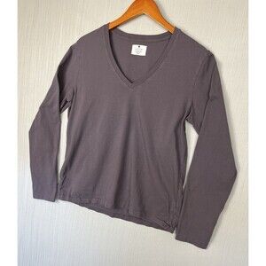 Classic T-Shirt Co Organic Cotton Long Sleeve V-Neck Tee Purple L Quiet Luxury